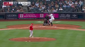 Aaron Judge's solo home run (7)