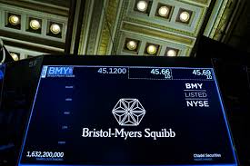 AstraZeneca, Bristol Myers held merger talks, Financial Times reports (AZN:NYSE)