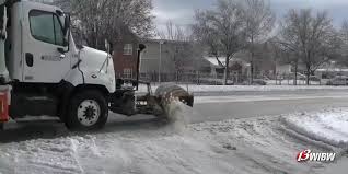 City of Topeka provides update on snow removal efforts