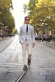 Résultat de recherche d'images pour "light beige chinos"