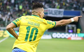 Herói, Paulinho valoriza vitória sobre a Chapecoense: 'A gente encarou como uma final'