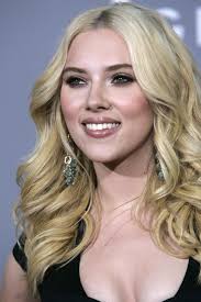 Scarlett Johanson Still Talking About Lindsay - scarlett-johansson-23