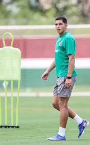 Serna tenta renascer no Flu depois de marcar contra rival especial