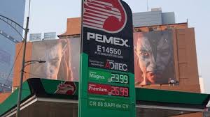 Claudia Sheinbaum anuncia que bajará el IEPS a la gasolina