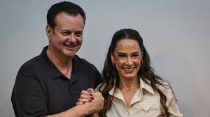 Silvia Abravanel, Datena: apresentadores têm de deixar TV para disputar eleição