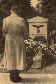 Image result for hitler at napoleon's tomb
