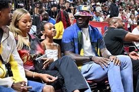 NBA superstar’s wife surprises fans by wearing Syracuse University gear