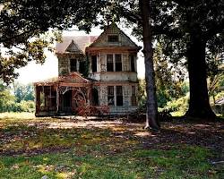 Image of abandoned house