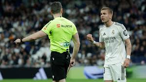 Mastantuno se expone a una dura sanción por una desconsideración al árbitro: 