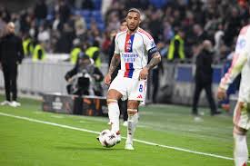 Un effectif remplumé, mais des défauts tactiques à corriger... À Angers, l'OL veut relancer une dynamique