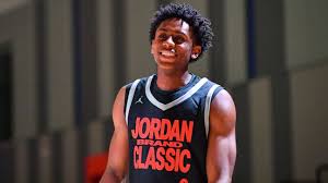 Michigan freshman McCoy's injury mars exhibition win in Croatia