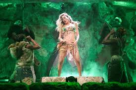 Karol G sorprende con tres conciertos en España y una nueva gira en Coachella