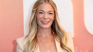 LeAnn Rimes and '9-1-1: Nashville' Cast Dance at Coyote Ugly Bar in Fun Instagram Video