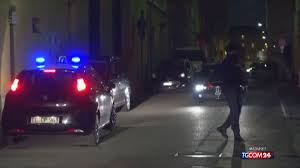 Milano, 14enne accoltellato in strada: aggressori in fuga