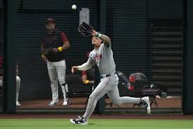 Red Sox Adjust Outfield: Duran Back to Left, Sogard in Right