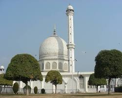 Image of Hazratbal Friday Mosque, Srinagar