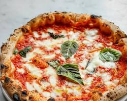 Image of Pizza Margherita