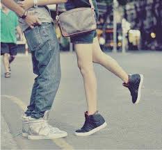 Résultat de recherche d'images pour "fashion girl facebook 2012"