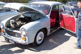 Hakerzy dobiorą się do rozruszników serc i komputera samochodu