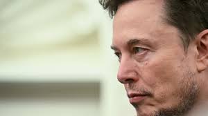 Tesla: Elon Musk Investit 1 Milliard! Le Sauve-t-il Vraiment?