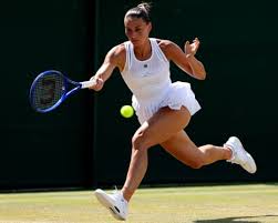 Wimbledon 2026: Kostyuk charges ahead as tournament favorites tumble