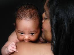 Young Moms Don&#39;t Breastfeed? Share Your Breastfeeding Story - black-woman-breastfeeding