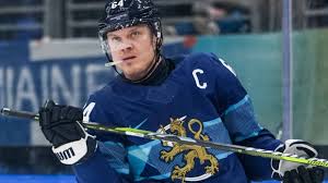 Mikael Granlundin Kukka-rakas loksautti leuat Milanossa – ökylaukun hinta hirvittää