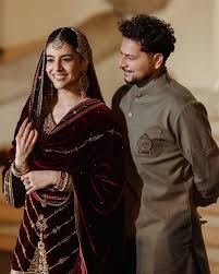 Kuldeep Yadav’s unseen wedding photos with Vanshika Chadha break the internet, fans can’t believe this moment