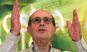 Born on December 11, 1908, Portuguese film-maker Manoel de Oliveira began his career making silent movies. Need we point out that he is, and has been for ... - oliveira460