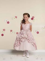 Resultado de imagem para vestidos de daminhas de honra