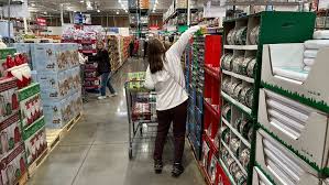 Retail sales beat expectations as Americans keep opening their wallets