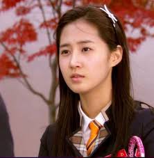 Kwon Yuri Height - How Tall