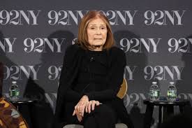 Escritora e famosa ativista feminista, Gloria Steinem morre aos 92 anos