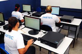 Faetec reserva 2 mil vagas em cursos gratuitos profissionalizantes para mulheres em situação de vulnerabilidade - O São Gonçalo