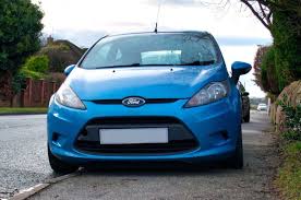 Government cracks down on pavement parking