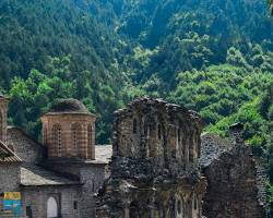 Εικόνα Μονή Αγίου Διονυσίου εν Ολύμπω εξωτερική όψη