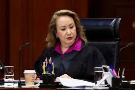 Ministra Yasmín Esquivel deja caso de prisión preventiva oficiosa