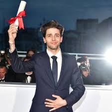 Résultat de recherche d'images pour "GENERIQUE JUSTE A LA FIN DU MONDE"