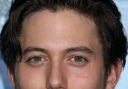 Sheila Hafsadi erwartet erstes Kind. "Twilight"-Star Jackson Rathbone und ...