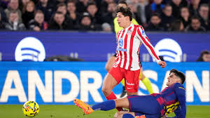 Pedro Martín explica por qué no es expulsión la falta de Gerard Martín: 