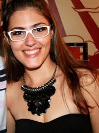 A estudante Laís Gomes Fernandez, de 20 anos, é mais uma das vítimas de crimes virtuais no Brasil. Assim como já aconteceu com mulheres famosas, ... - lais111