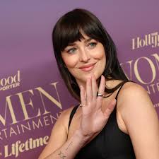 Dakota Johnson Sells Midcentury L.A. House for a Hair Under $6 Million