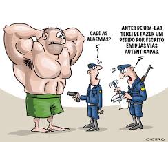Resultado de imagem para charges - os politicos contra a policia