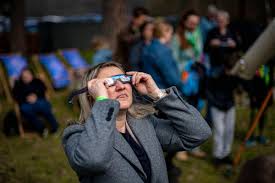 Éclipse solaire du 12 août: où et comment l'observer en Suisse
