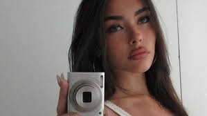 Madison Beer’s Thong Snap Has Tate McRae Saying ‘My Goodness’