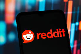 Reddit Q3 Earnings: User Growth and AI Deals in Focus