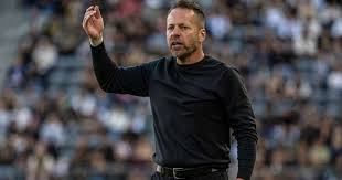 Dos Santos: 'Incrível' que o dérbi de LA abra o regresso da MLS