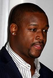 Unlucky: Kendall Langford - sporting an earring that may have been the one he lost - article-1308261-0B01C9BE000005DC-705_233x346