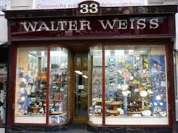 Geschäft von Walter Weiss in Wien bietet Kunden alles zum schön ...