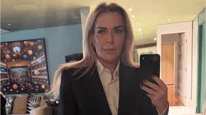 Amiga de Lulinha diz que apresentou Careca do INSS “por educação”